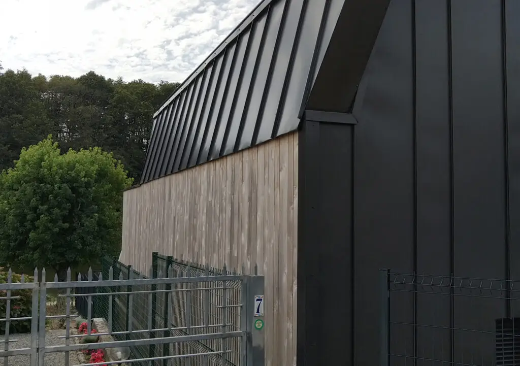 bardage aluminium Dal'Alu Caraïbes façade maison Guadeloupe
