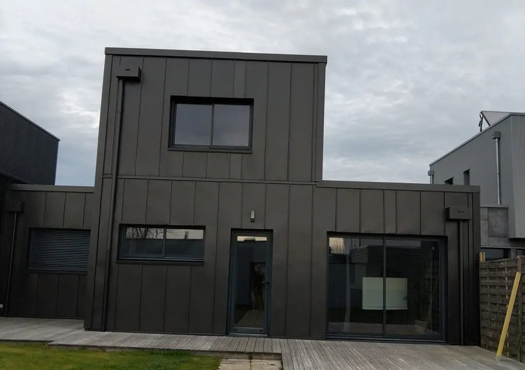 bardage aluminium Dal'Alu Caraïbes façade maison Guadeloupe