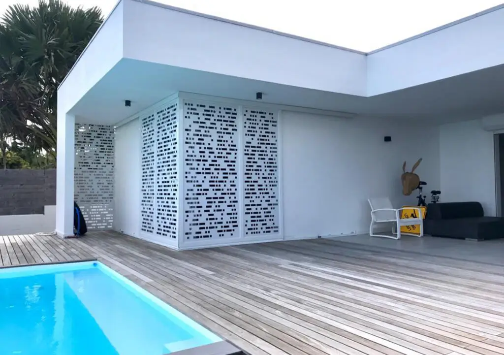 menuiseries aluminium Dal'Alu Caraïbes façade maison Guadeloupe